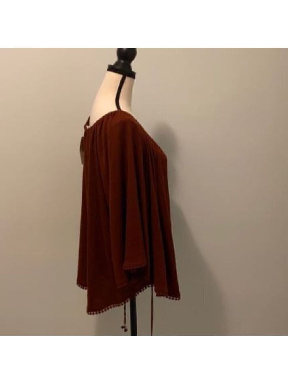 STUDIO JPR Top - Picture 2 of 8